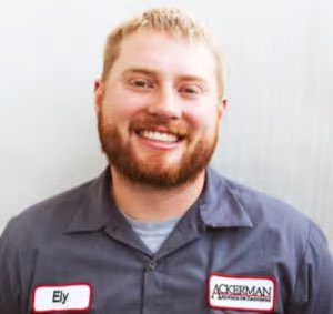 Ely Hawkins - Installer.